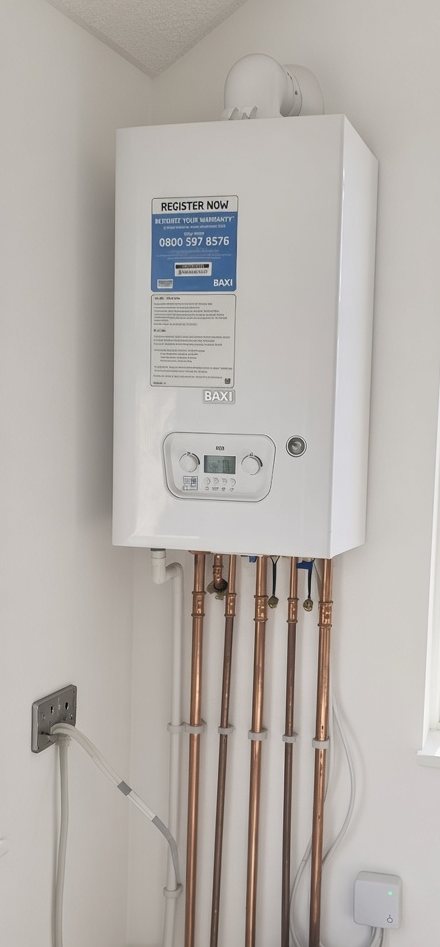 Combi boiler with copper pipework